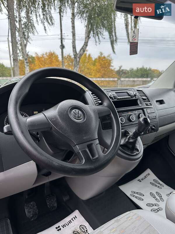 Минивэн Volkswagen Transporter 2011 в Смеле фото 14 Минивэн Volkswagen Transporter 2011 в Смеле
