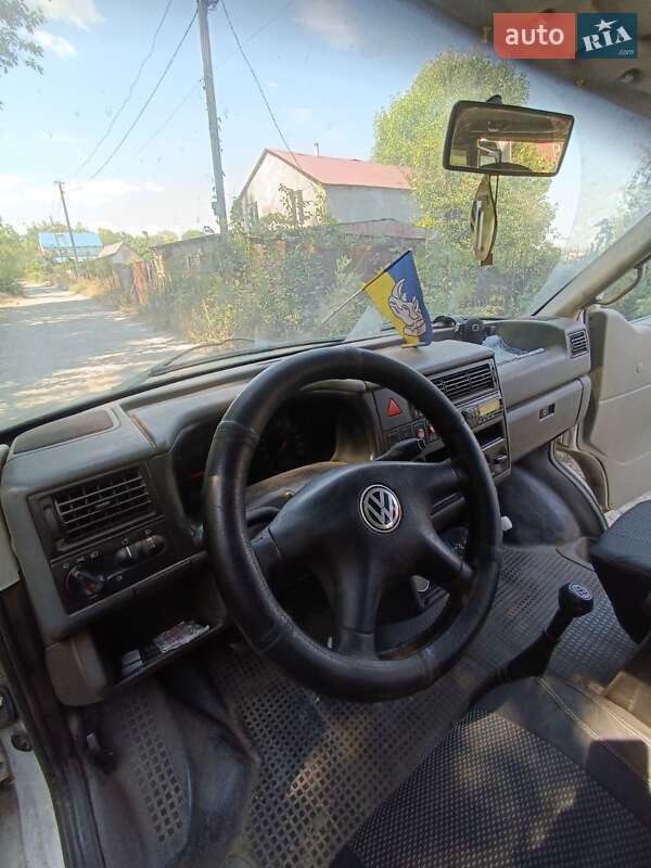 Минивэн Volkswagen Transporter 2001 в Днепре