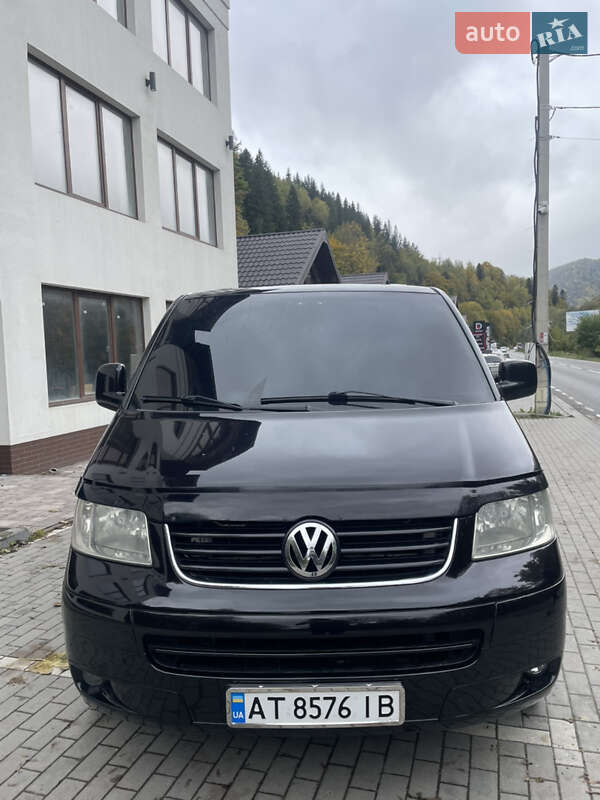 Минивэн Volkswagen Transporter 2007 в Яремче