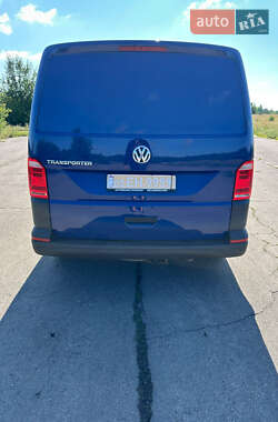 Грузовой фургон Volkswagen Transporter 2019 в 