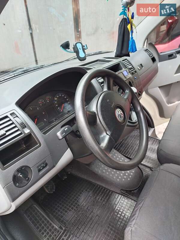 Минивэн Volkswagen Transporter 2008 в Киеве