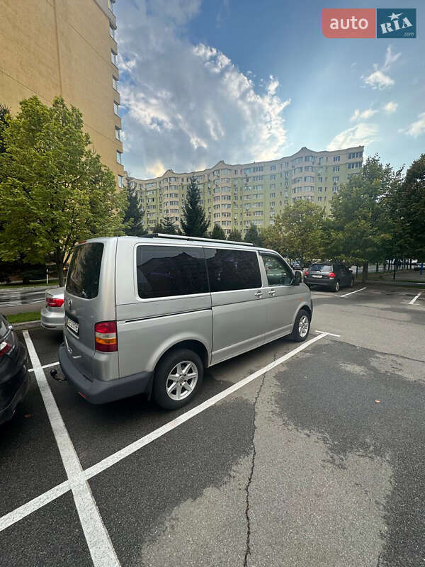 Минивэн Volkswagen Transporter 2006 в Киеве
