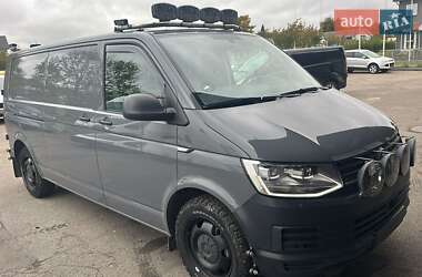 Грузовой фургон Volkswagen Transporter 2017 в 