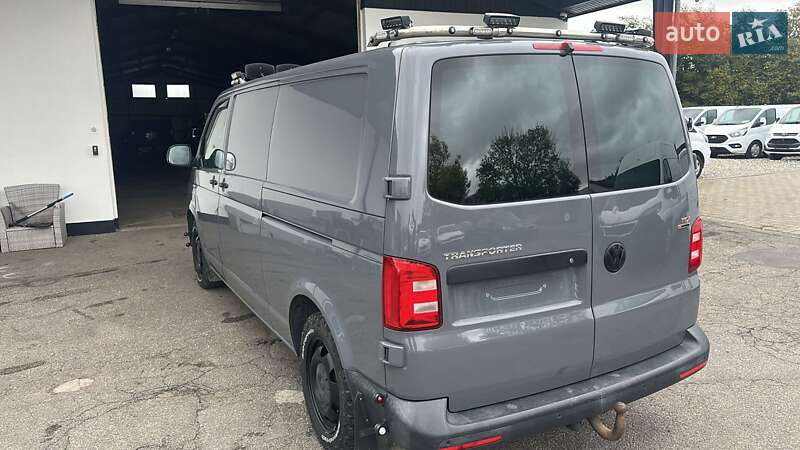 Грузовой фургон Volkswagen Transporter 2017 в Радомышле