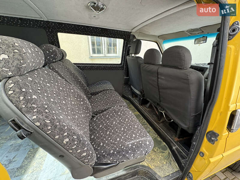 Минивэн Volkswagen Transporter 1999 в Самборе