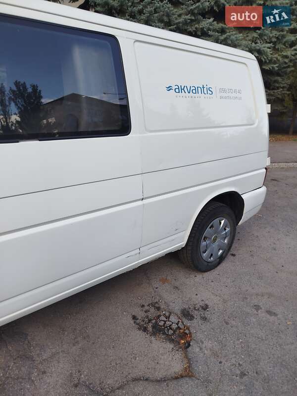 Грузопассажирский фургон Volkswagen Transporter 1999 в Днепре
