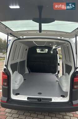Грузовой фургон Volkswagen Transporter 2021 в 