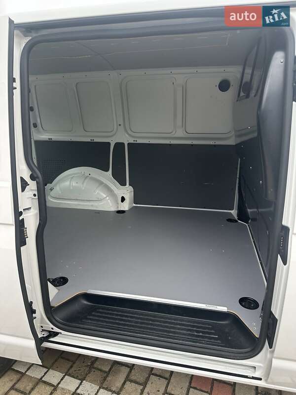 Вантажний фургон Volkswagen Transporter 2021 в Бердичеві