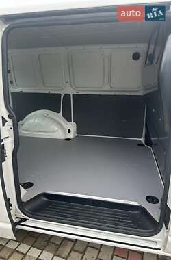 Грузовой фургон Volkswagen Transporter 2021 в 