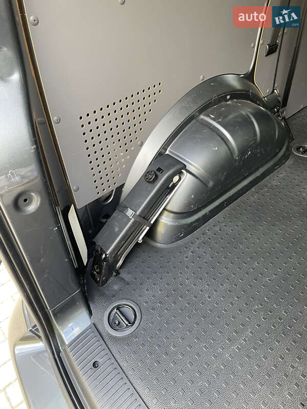 Минивэн Volkswagen Transporter 2020 в Виннице фото 48 Минивэн Volkswagen Transporter 2020 в Виннице