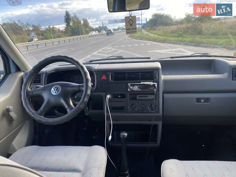 Минивэн Volkswagen Transporter 2002 в Львове