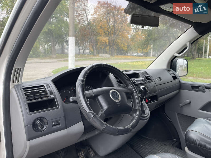 Минивэн Volkswagen Transporter 2004 в Харькове