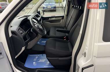 Мінівен Volkswagen Transporter 2018 в 