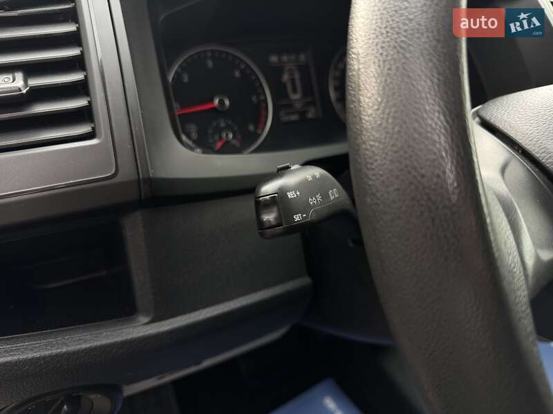 Минивэн Volkswagen Transporter 2018 в Мукачево