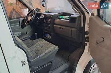 Мінівен Volkswagen Transporter 1999 в  фото 8 Мінівен Volkswagen Transporter 1999 в