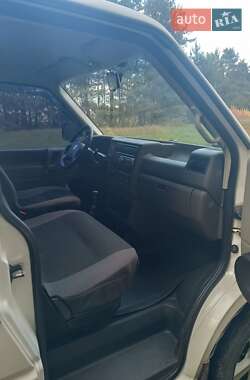 Грузопассажирский фургон Volkswagen Transporter 2002 в 