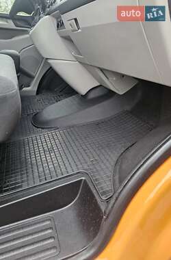 Минивэн Volkswagen Transporter 2018 в 