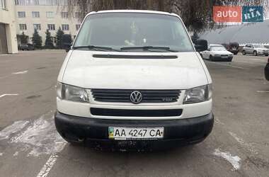 Грузовой фургон Volkswagen Transporter 2000 в 