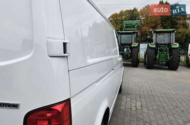 Грузовой фургон Volkswagen Transporter 2020 в 