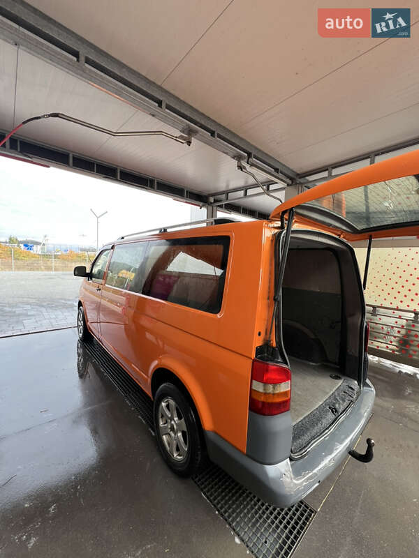 Минивэн Volkswagen Transporter 2007 в Хусте