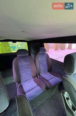 Минивэн Volkswagen Transporter 2002 в 