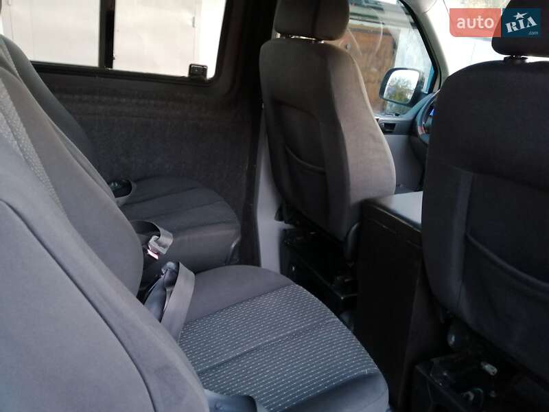 Минивэн Volkswagen Transporter 2006 в Запорожье