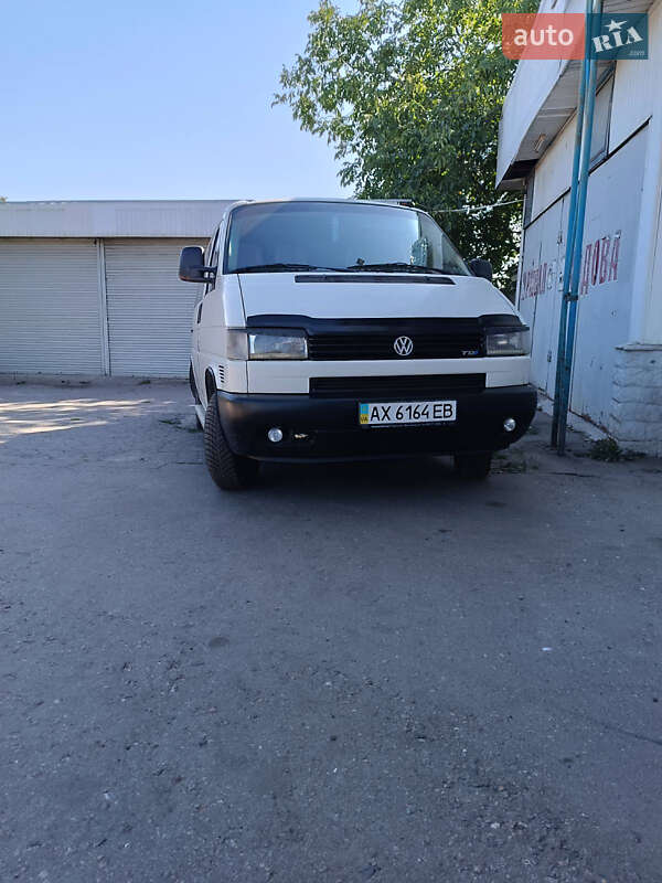 Минивэн Volkswagen Transporter 1999 в 
