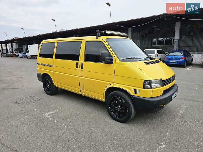 Минивэн Volkswagen Transporter 1999 в Киеве