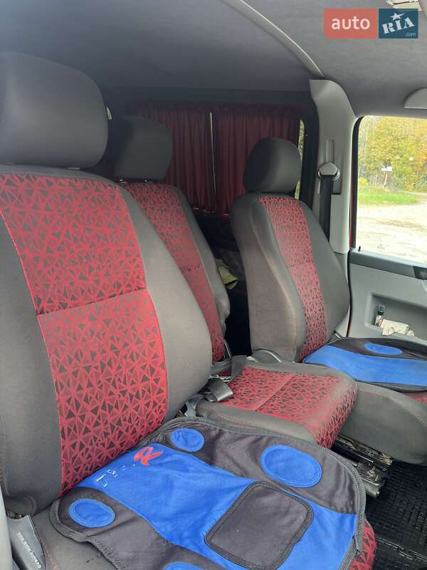 Минивэн Volkswagen Transporter 2007 в Жовкве