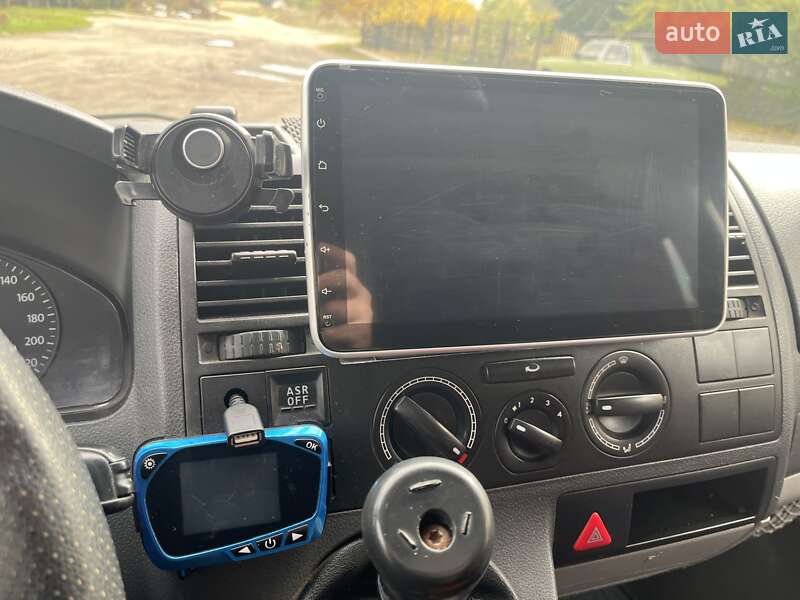 Минивэн Volkswagen Transporter 2007 в Жовкве