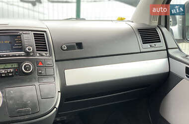 Минивэн Volkswagen Transporter 2009 в 