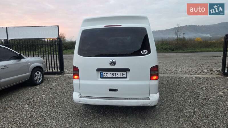 Мінівен Volkswagen Transporter 2005 в Тячеві