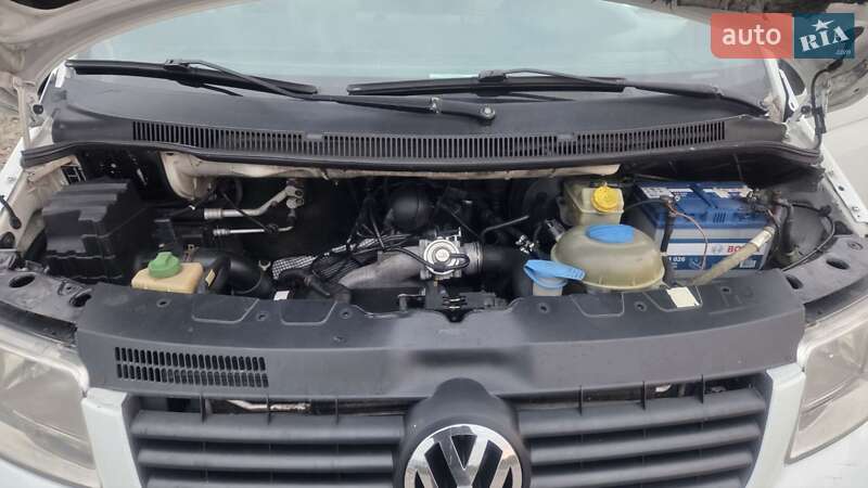 Мінівен Volkswagen Transporter 2005 в Тячеві