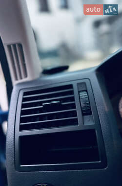 Минивэн Volkswagen Transporter 2010 в 