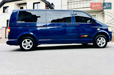 Минивэн Volkswagen Transporter 2010 в 