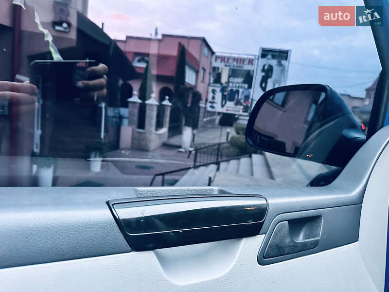 Минивэн Volkswagen Transporter 2010 в Грушево фото 47 Минивэн Volkswagen Transporter 2010 в Грушево