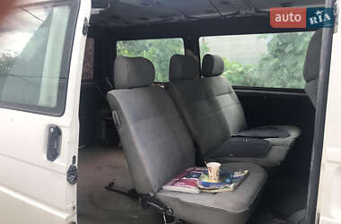 Минивэн Volkswagen Transporter 2000 в 