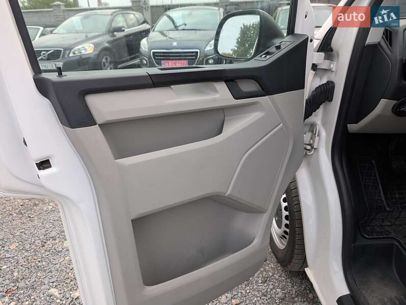 Вантажний фургон Volkswagen Transporter 2019 в Рівному фото 27 Вантажний фургон Volkswagen Transporter 2019 в Рівному