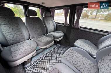 Минивэн Volkswagen Transporter 2005 в  фото 11 Минивэн Volkswagen Transporter 2005 в