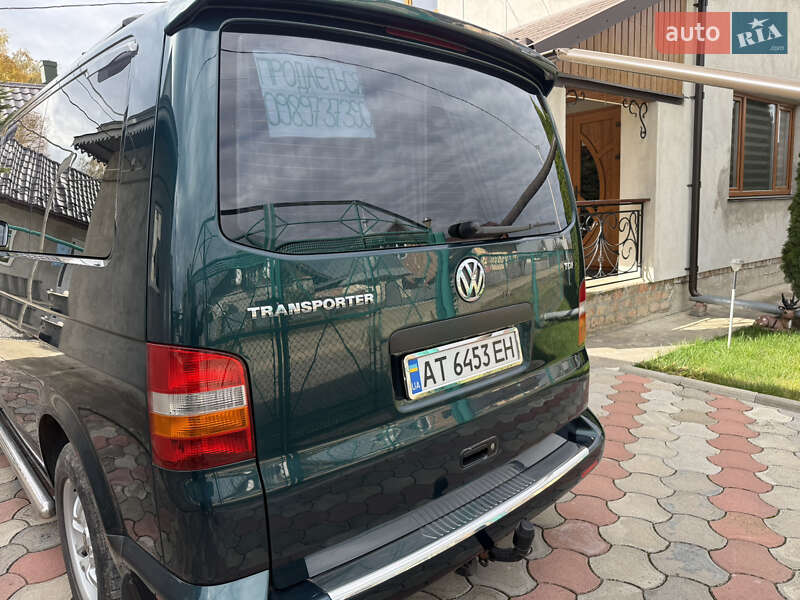 Мінівен Volkswagen Transporter 2005 в Снятині
