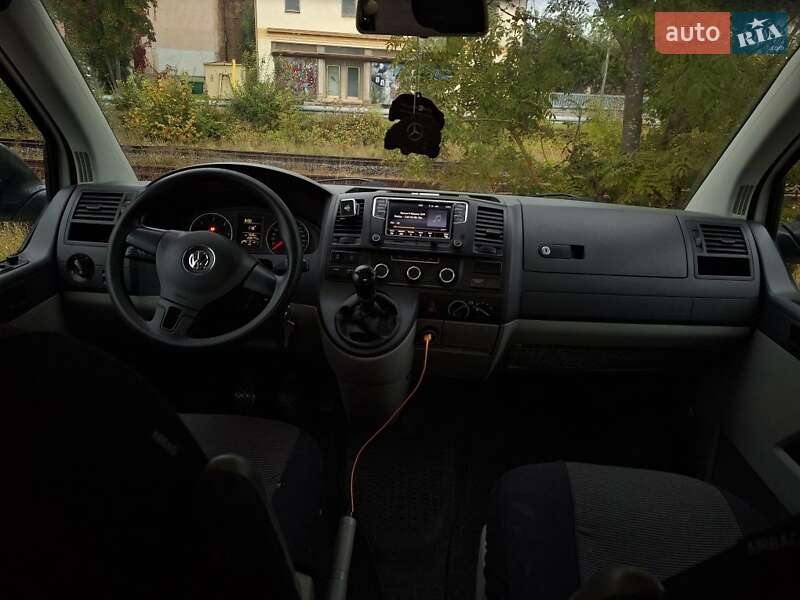 Мінівен Volkswagen Transporter 2013 в Мукачевому фото 4 Мінівен Volkswagen Transporter 2013 в Мукачевому