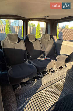 Мінівен Volkswagen Transporter 2006 в 