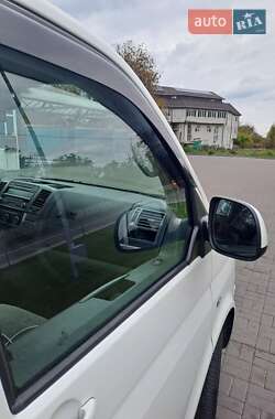 Минивэн Volkswagen Transporter 2014 в 