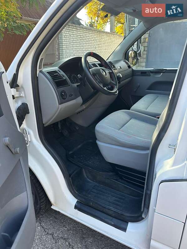 Грузовой фургон Volkswagen Transporter 2007 в Киеве