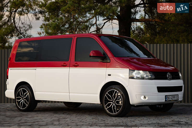 Грузопассажирский фургон Volkswagen Transporter 2011 в Ровно фото 2 Грузопассажирский фургон Volkswagen Transporter 2011 в Ровно
