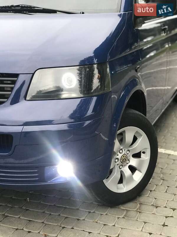 Минивэн Volkswagen Transporter 2006 в Виннице