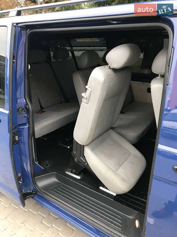 Минивэн Volkswagen Transporter 2006 в Виннице