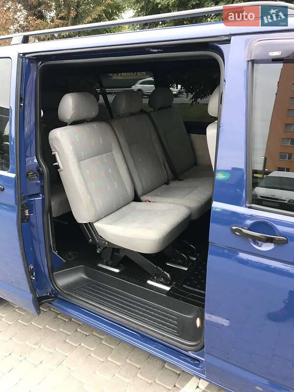 Минивэн Volkswagen Transporter 2006 в Виннице