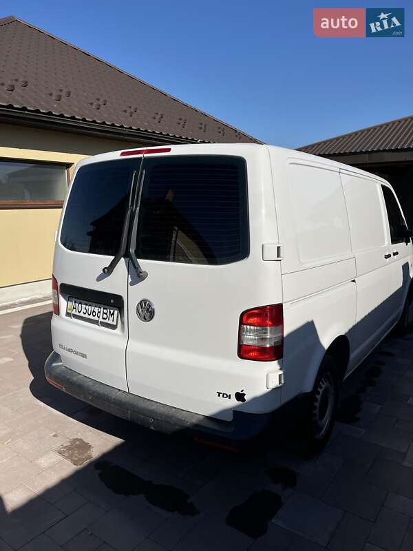 Вантажний фургон Volkswagen Transporter 2015 в Івано-Франківську фото 5 Вантажний фургон Volkswagen Transporter 2015 в Івано-Франківську
