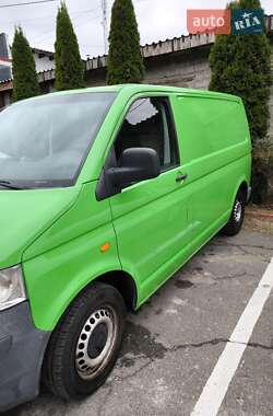 Грузовой фургон Volkswagen Transporter 2005 в  фото 3 Грузовой фургон Volkswagen Transporter 2005 в